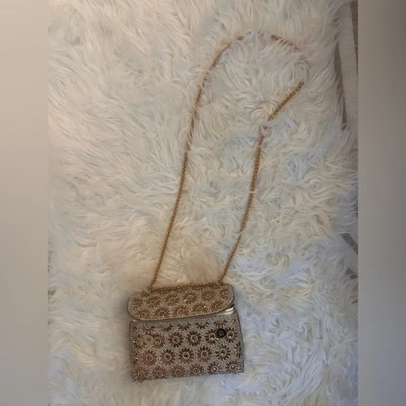 NWOT Elegant Gold and Silver Embellished Women's Bag - Picture 5 of 5